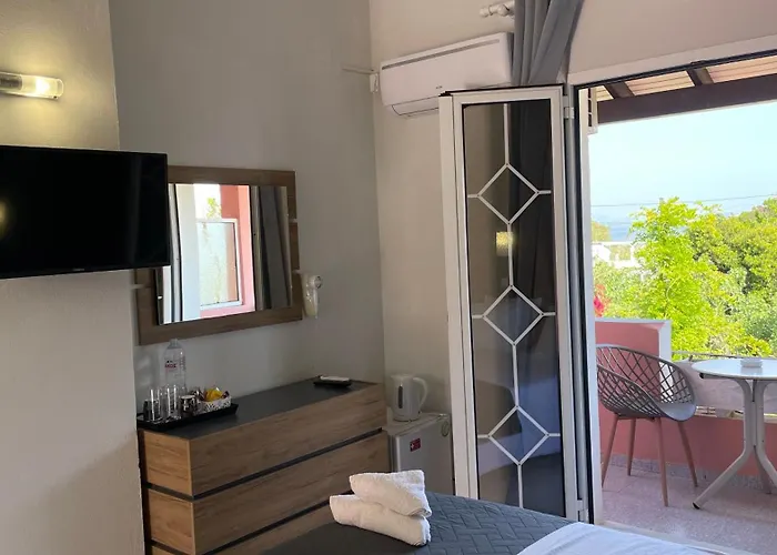 Alonaki Bay Apartamento *