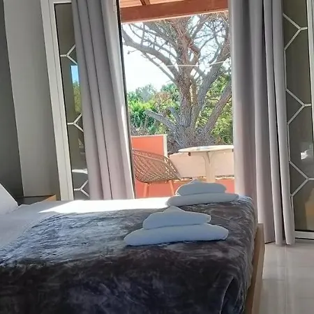 Apartment Alonaki Bay
