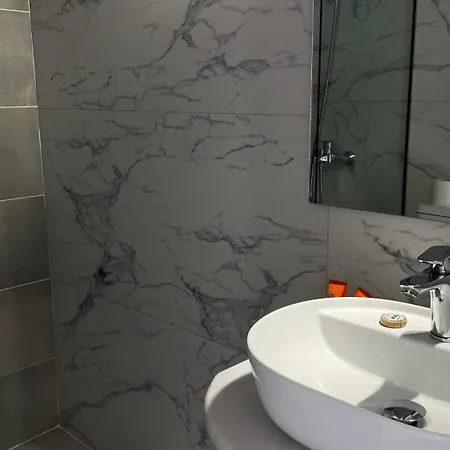 Alonaki Bay Apartment *