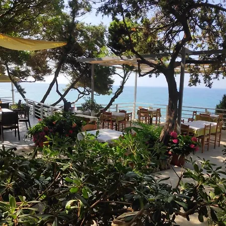 Apartmán Alonaki Bay